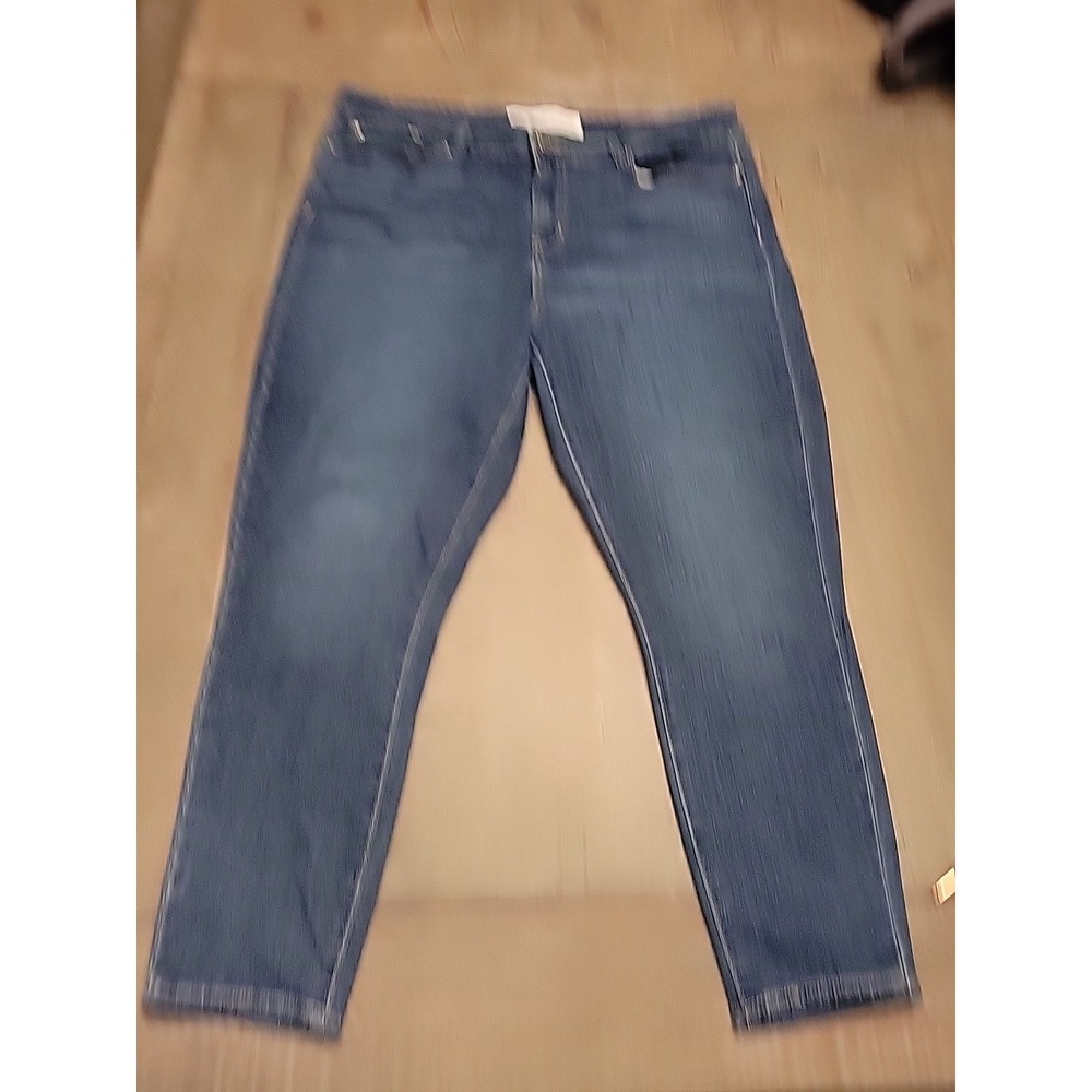 Signature by Levi Strauss Jeans Women's 37 X 24 Skinny Crop Mid Rise